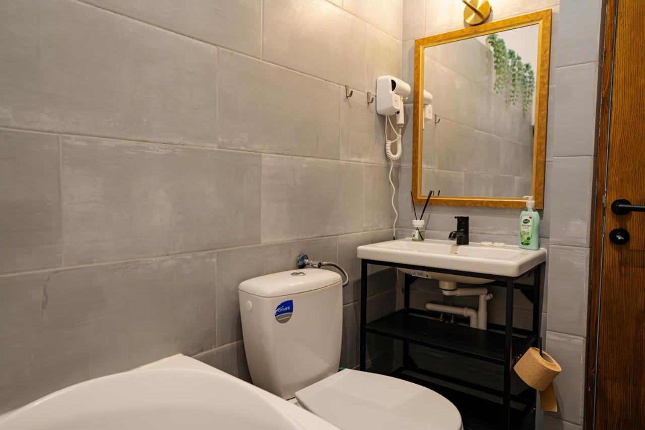 בוקרשט Old Town Jacuzzi Studio מראה חיצוני תמונה
